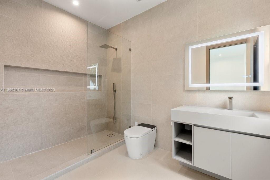 HOLMBERG & MC KEES - Residential