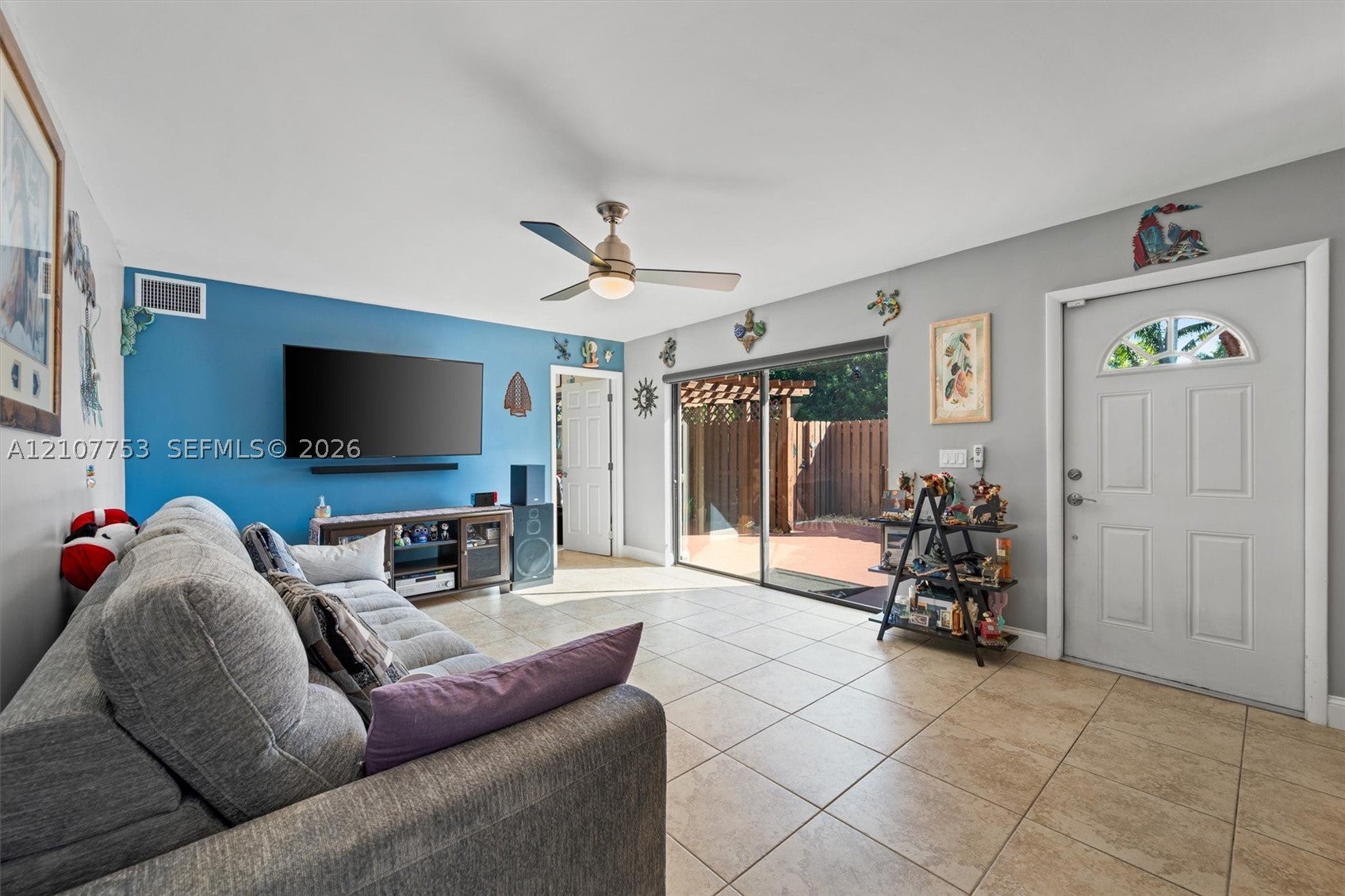 920 SW 118th Ter