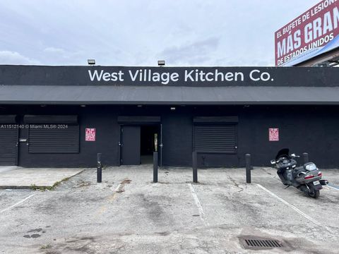 2735 NW 54th St Miami FL 33142