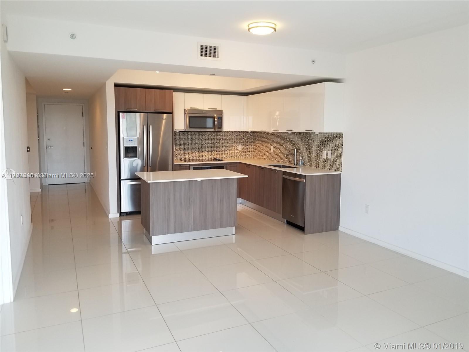 5252 PASEO CONDO - Residential Lease