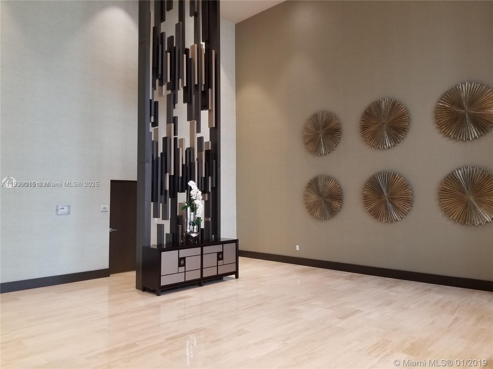 5252 PASEO CONDO - Residential Lease