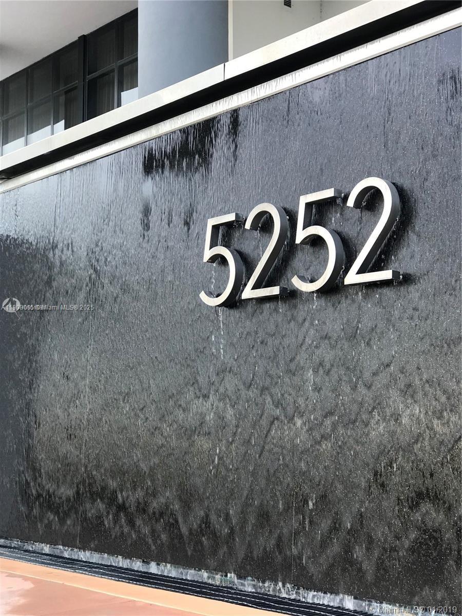 5252 PASEO CONDO - Residential Lease