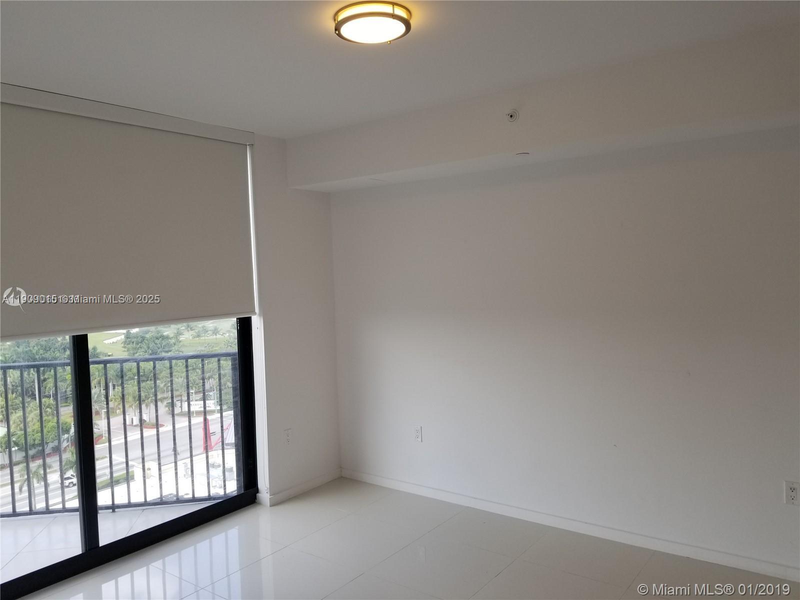 5252 PASEO CONDO - Residential Lease