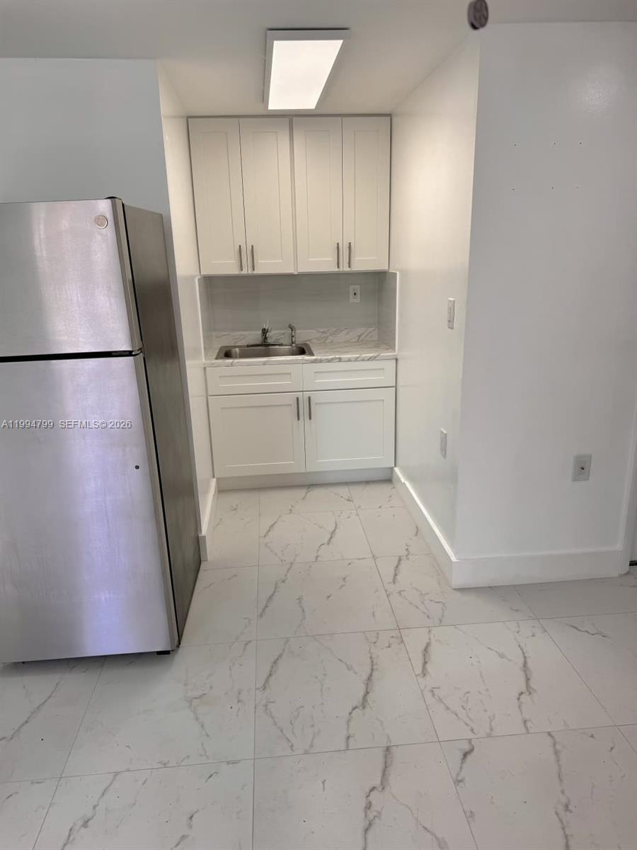 HACIENDA ESTATES SEC 2 - Residential Lease