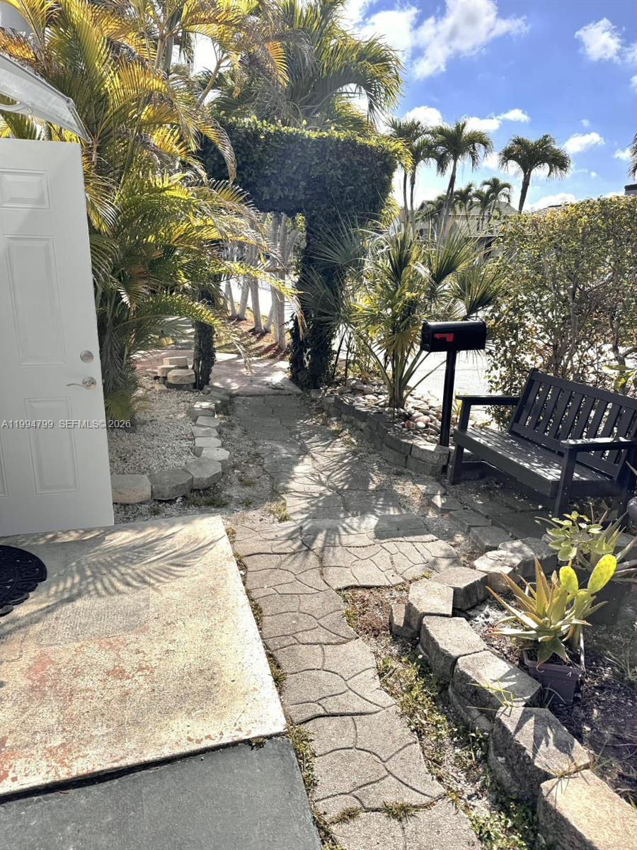 HACIENDA ESTATES SEC 2 - Residential Lease