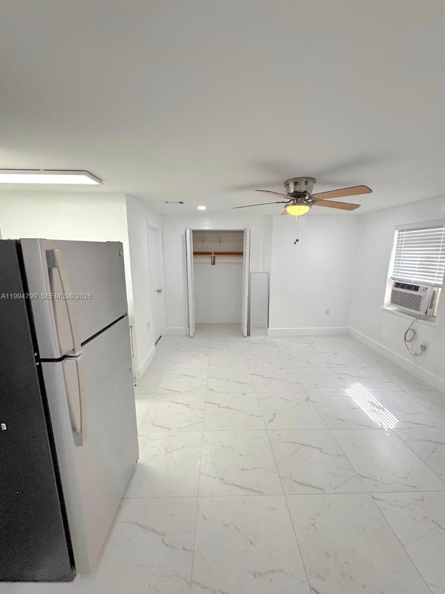 HACIENDA ESTATES SEC 2 - Residential Lease