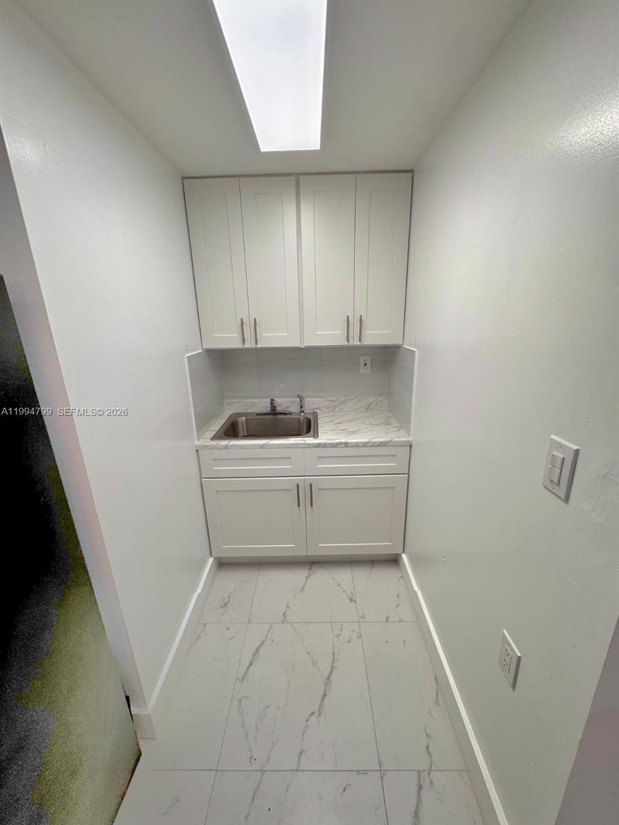 HACIENDA ESTATES SEC 2 - Residential Lease