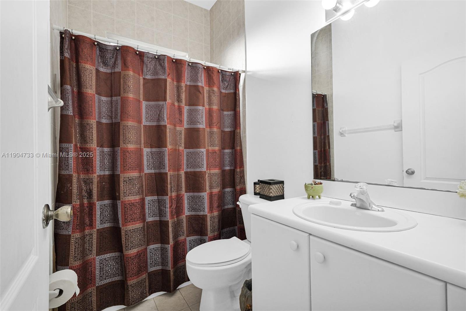 CENTURY GARDENS - Residential