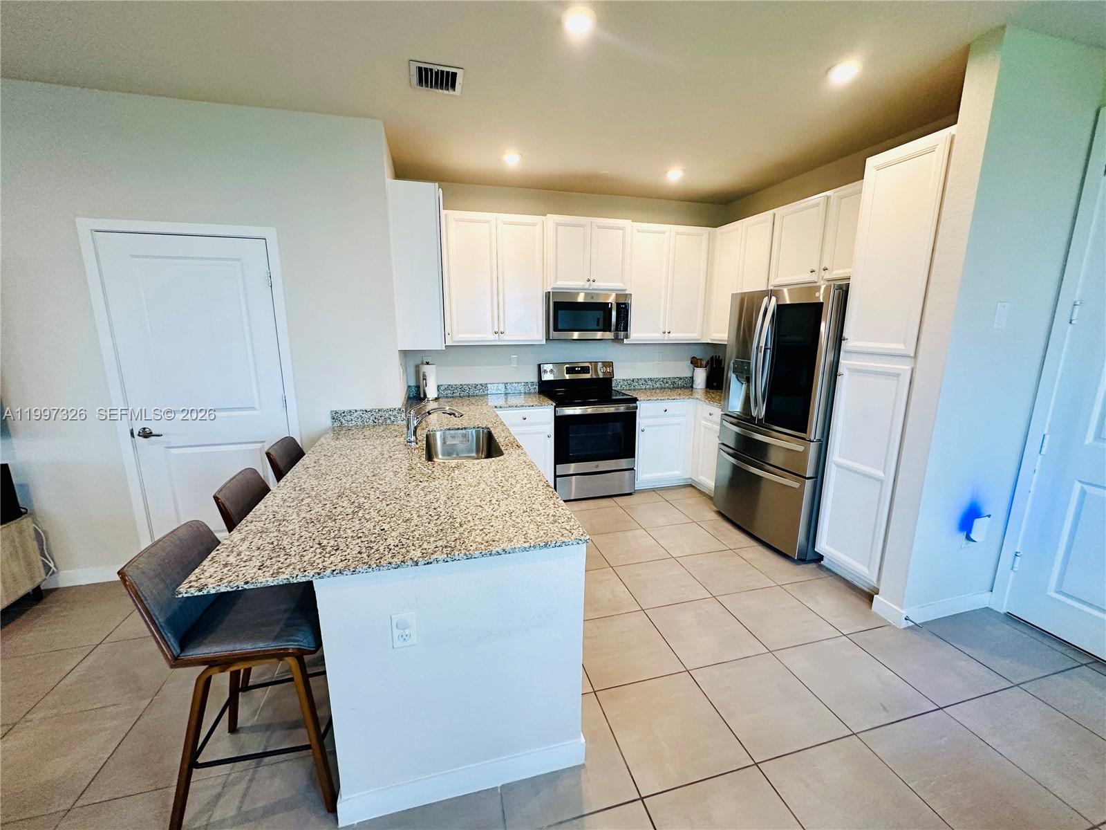 MC RESIDENTIAL - Residential