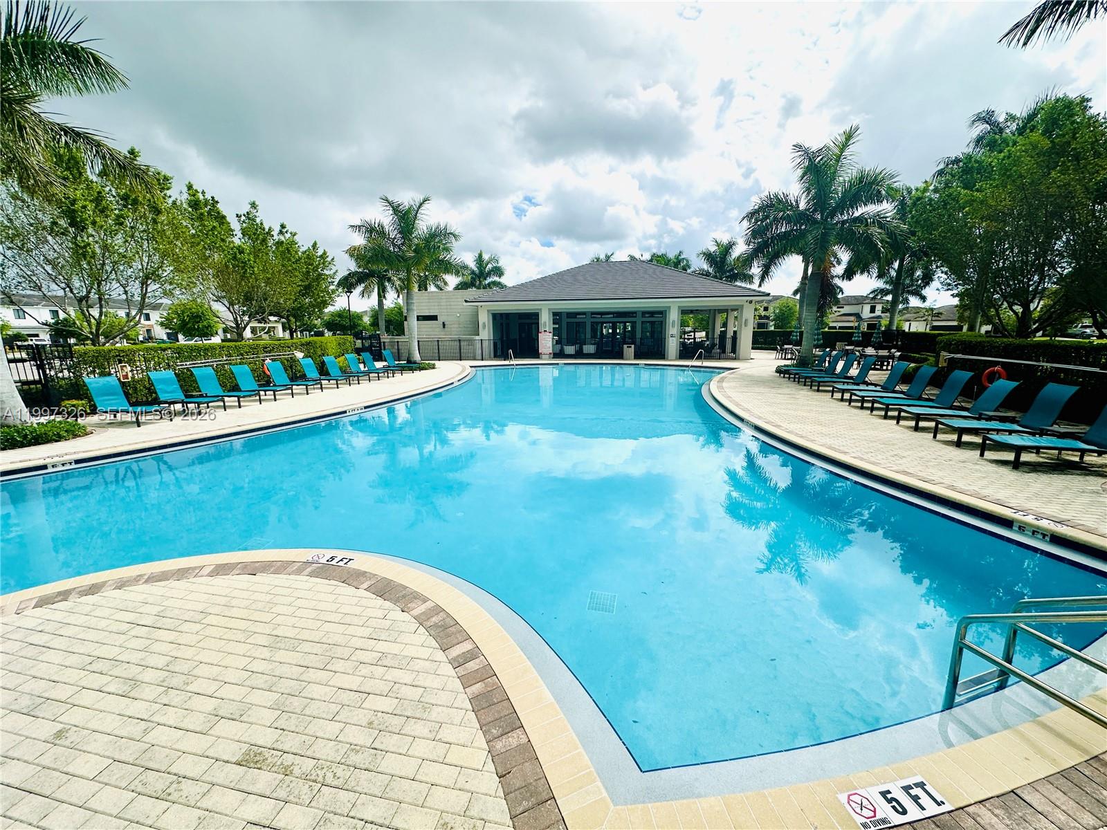 MC RESIDENTIAL - Residential