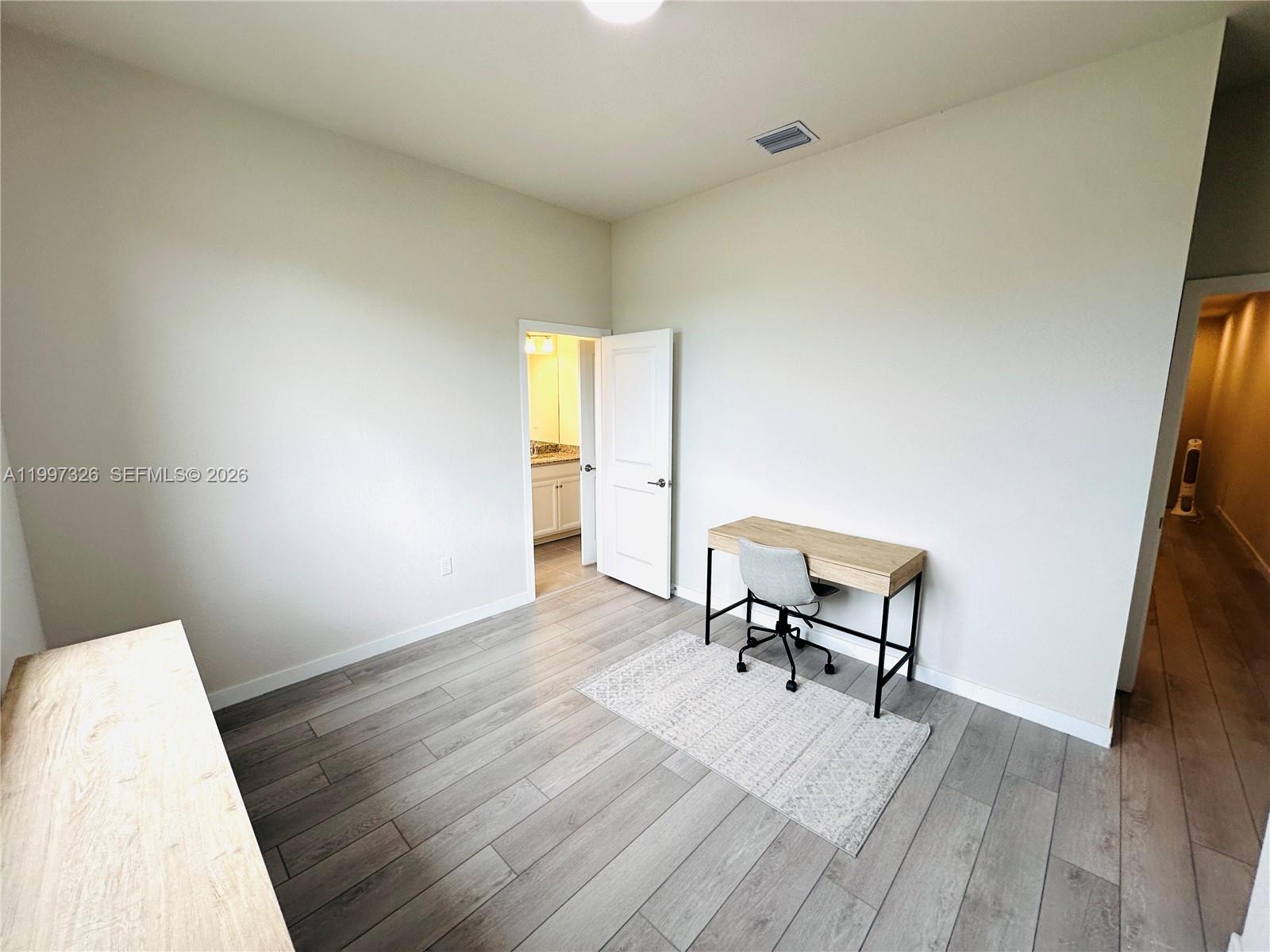 MC RESIDENTIAL - Residential