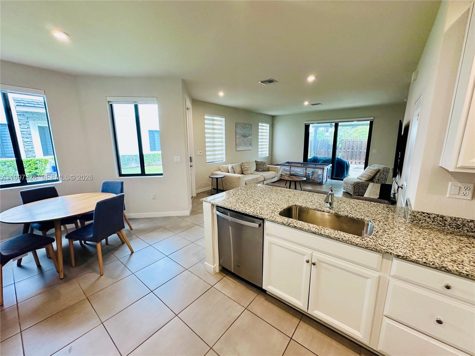 MC RESIDENTIAL - Residential