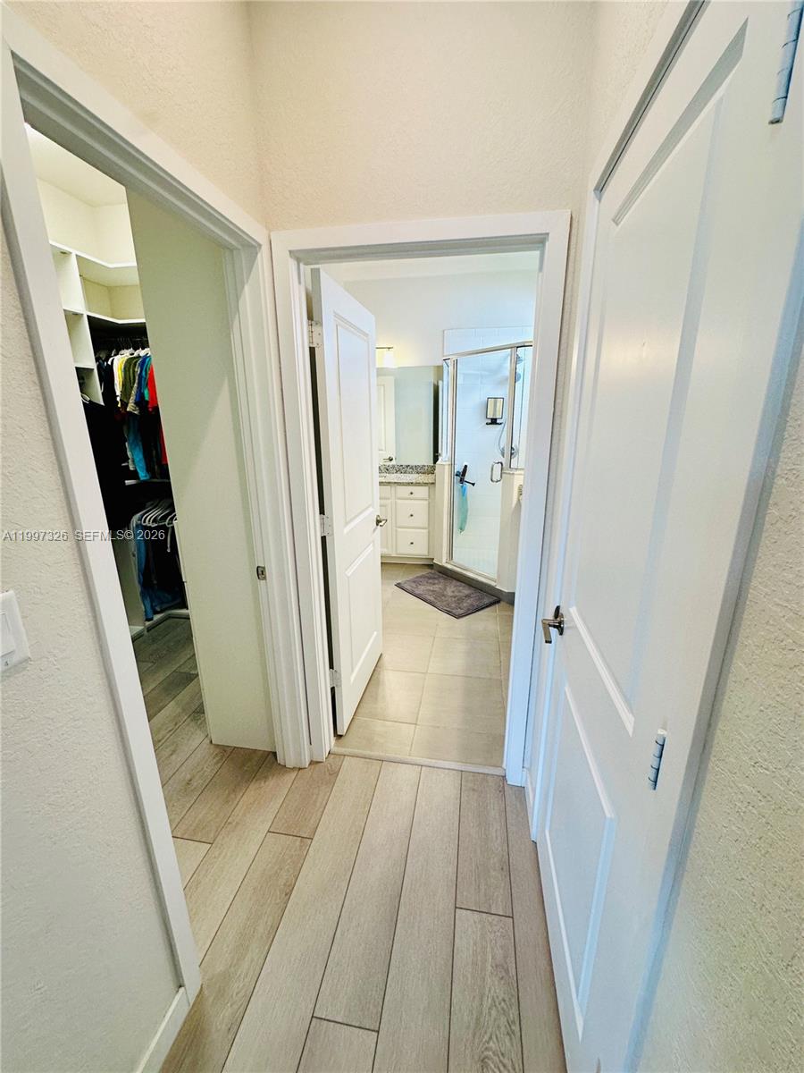 MC RESIDENTIAL - Residential