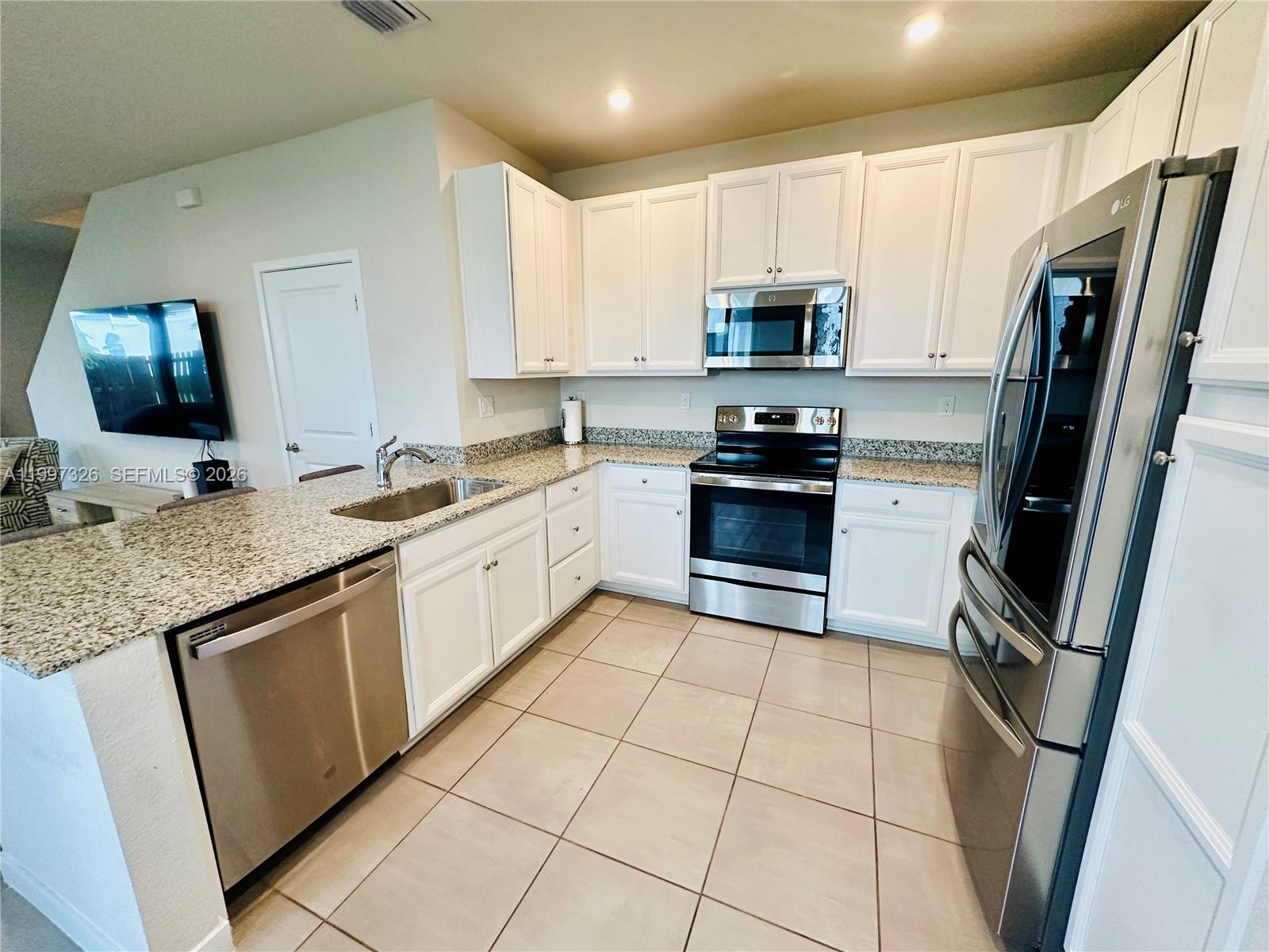 MC RESIDENTIAL - Residential