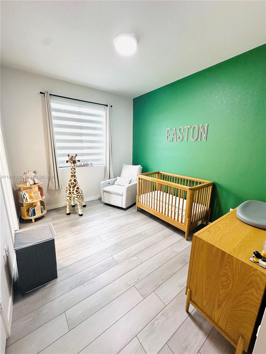 MC RESIDENTIAL - Residential