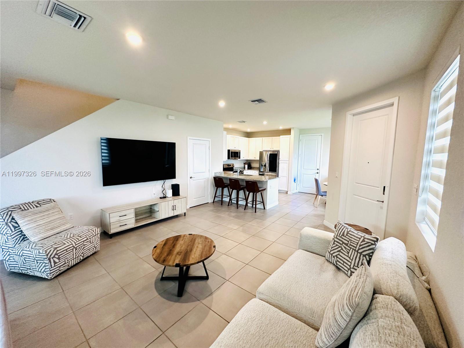 MC RESIDENTIAL - Residential