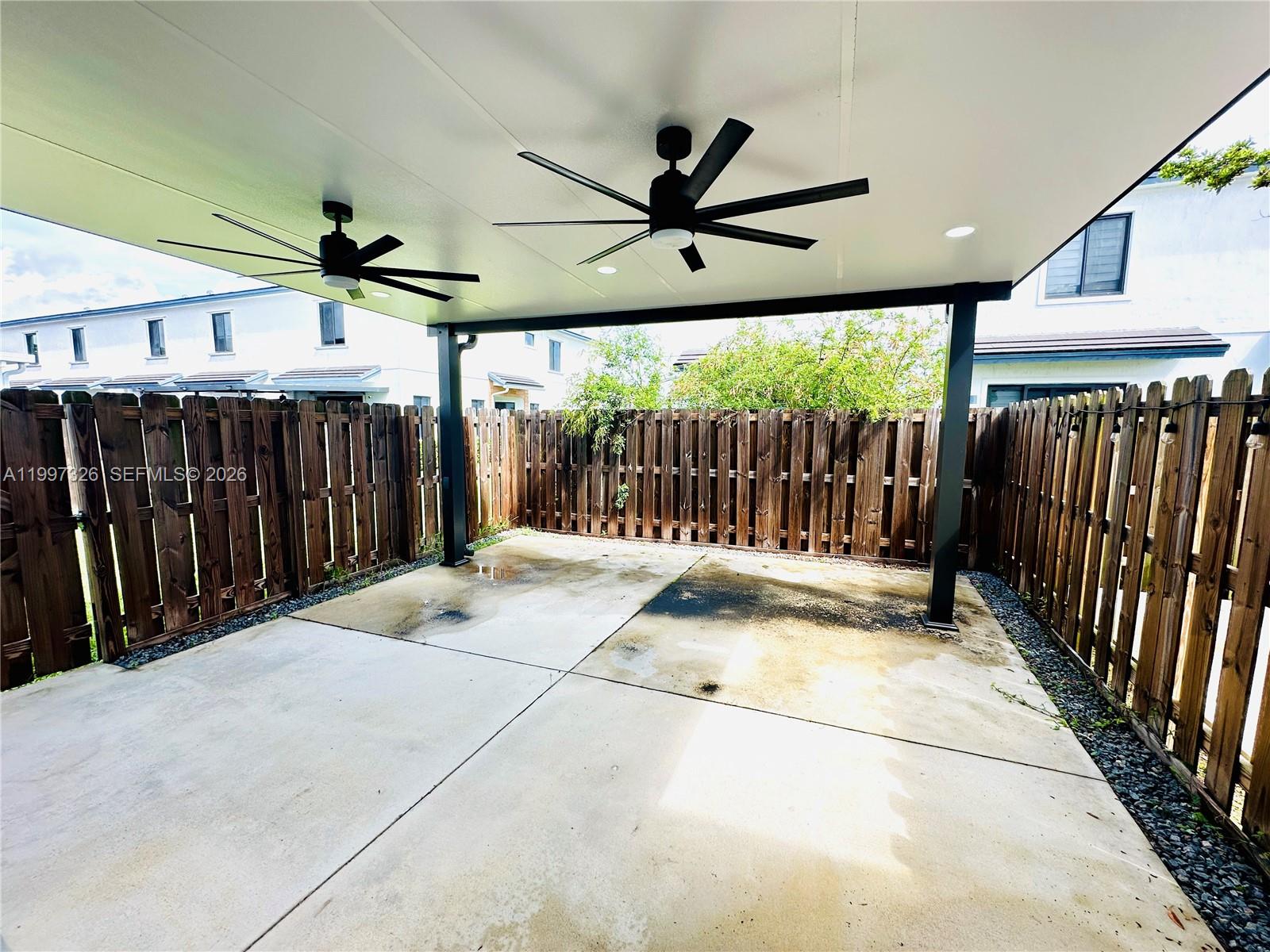 MC RESIDENTIAL - Residential