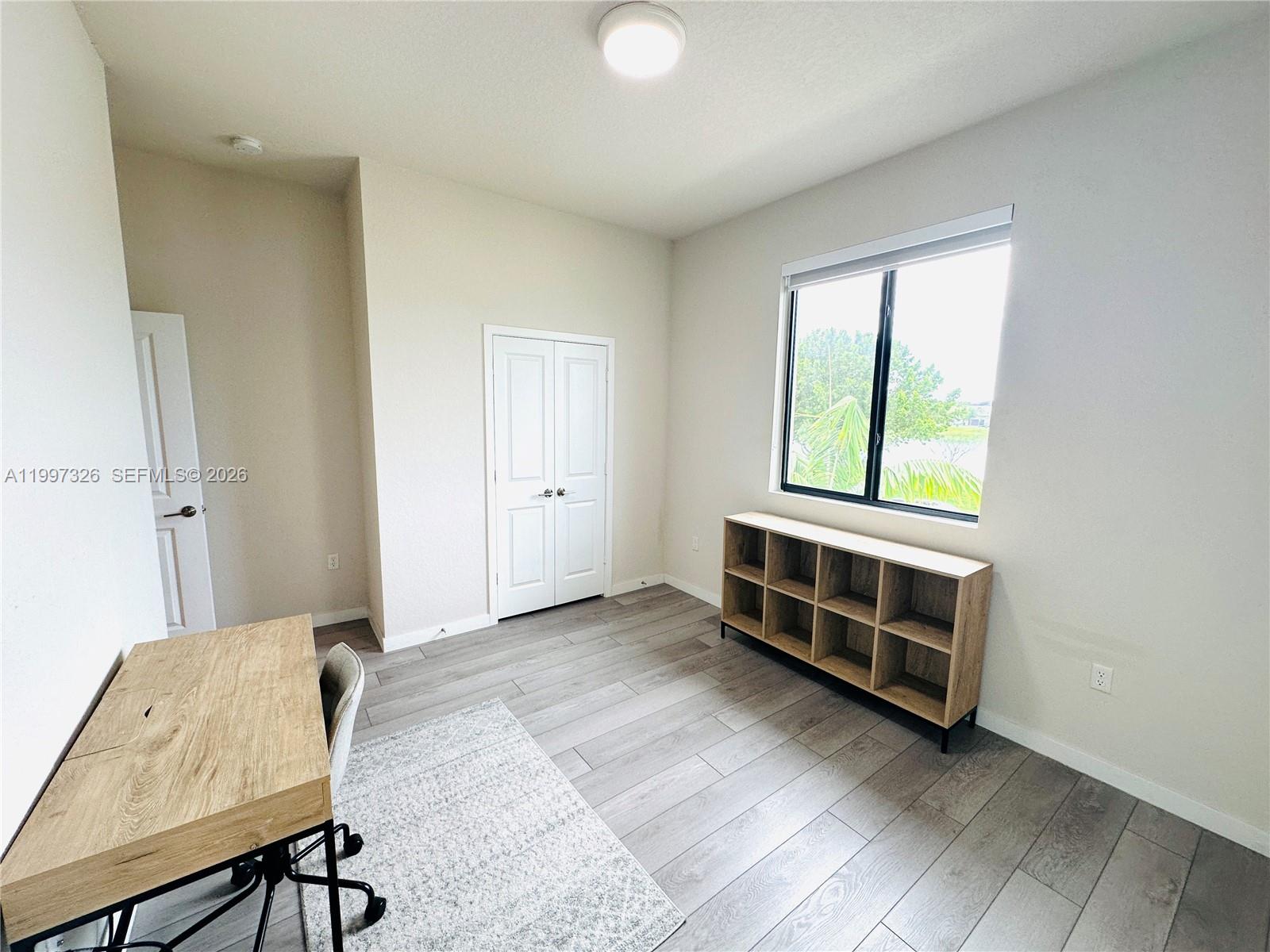 MC RESIDENTIAL - Residential