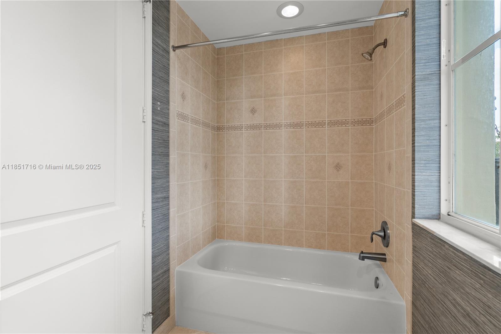 VILLA CASTILLE CONDO - Residential