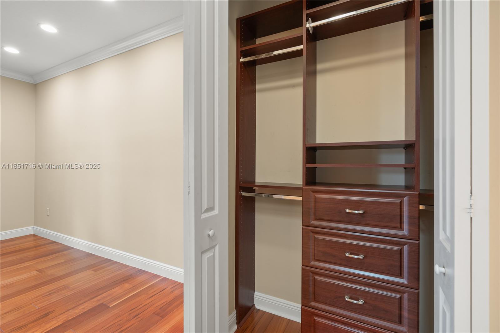 VILLA CASTILLE CONDO - Residential