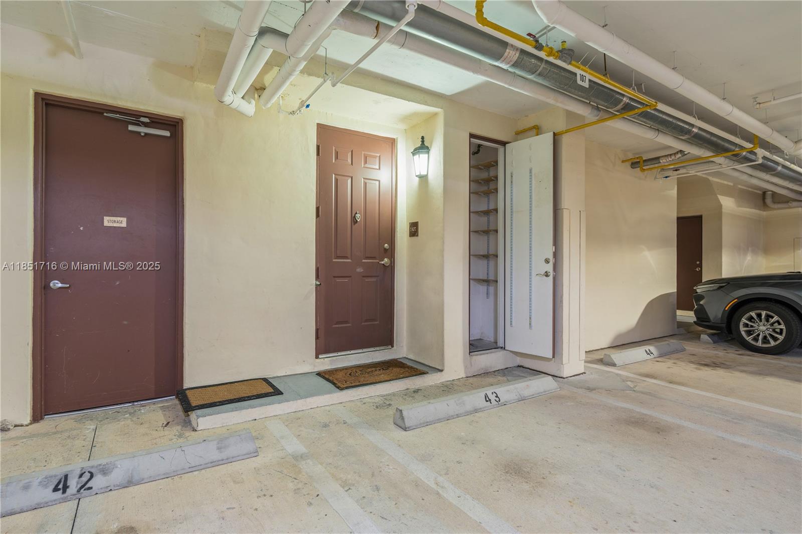 VILLA CASTILLE CONDO - Residential