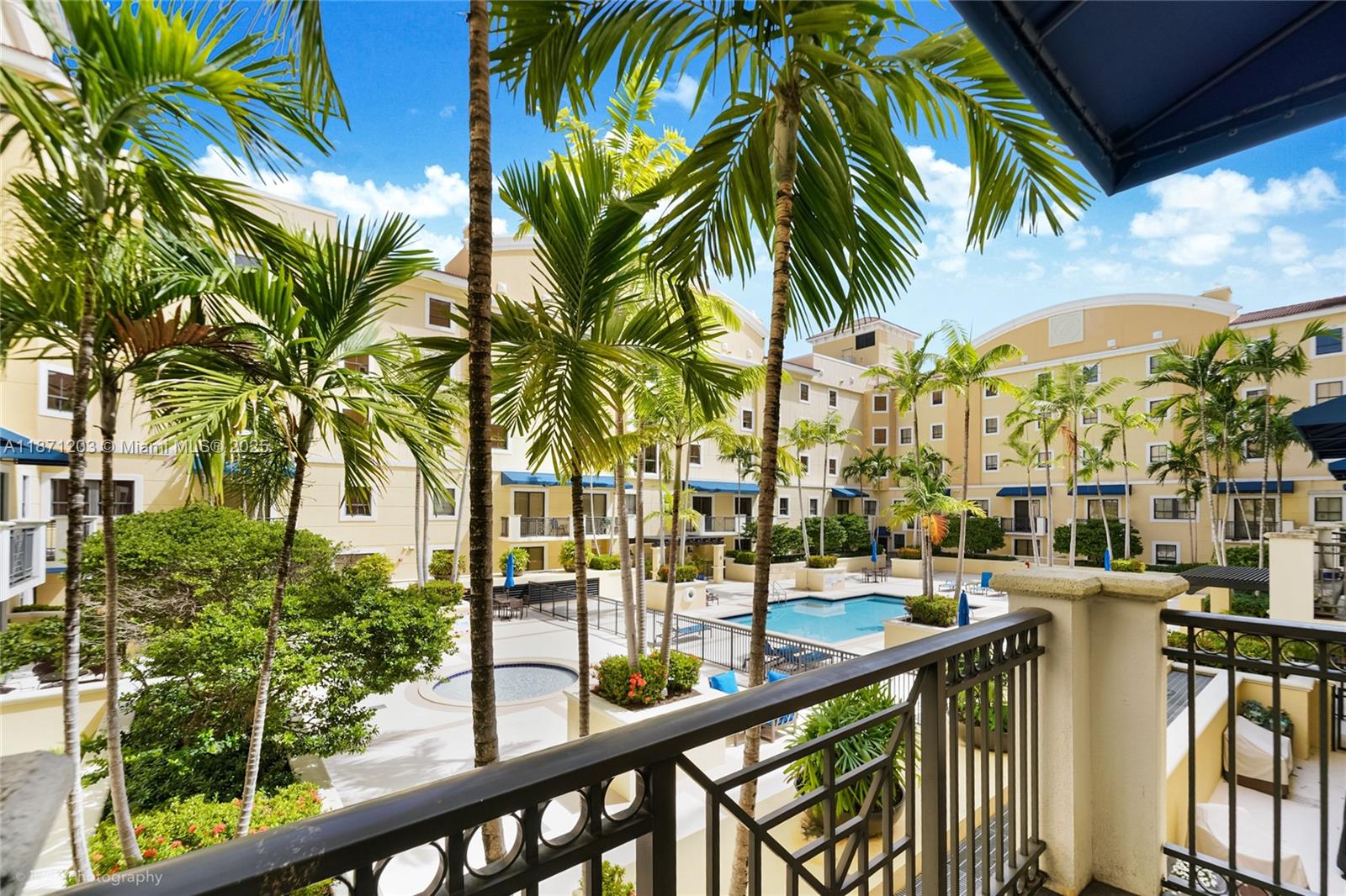 COLONNADE AT DADELAND SW - Residential