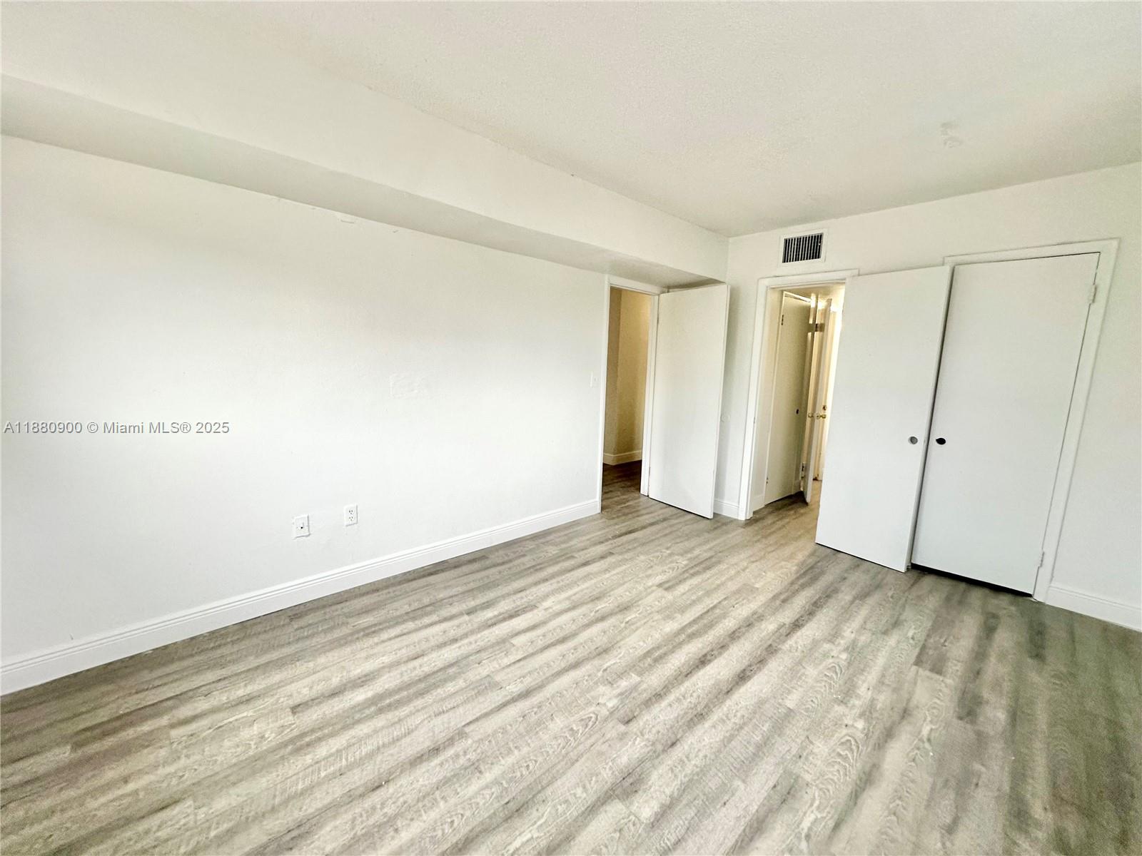 BELLWOOD HOMESITES - Residential Lease
