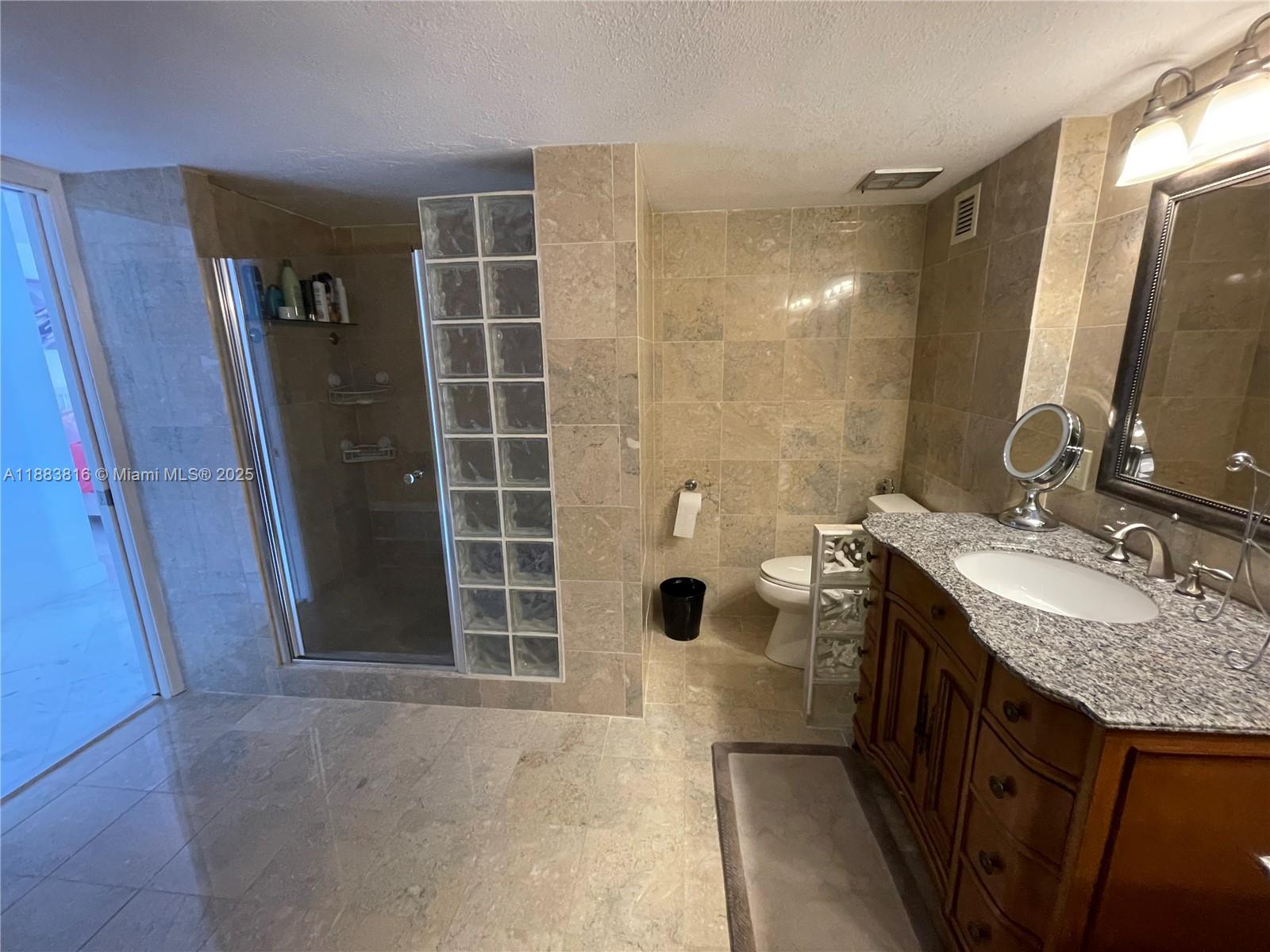 AQUARIUS CONDO - Residential Lease