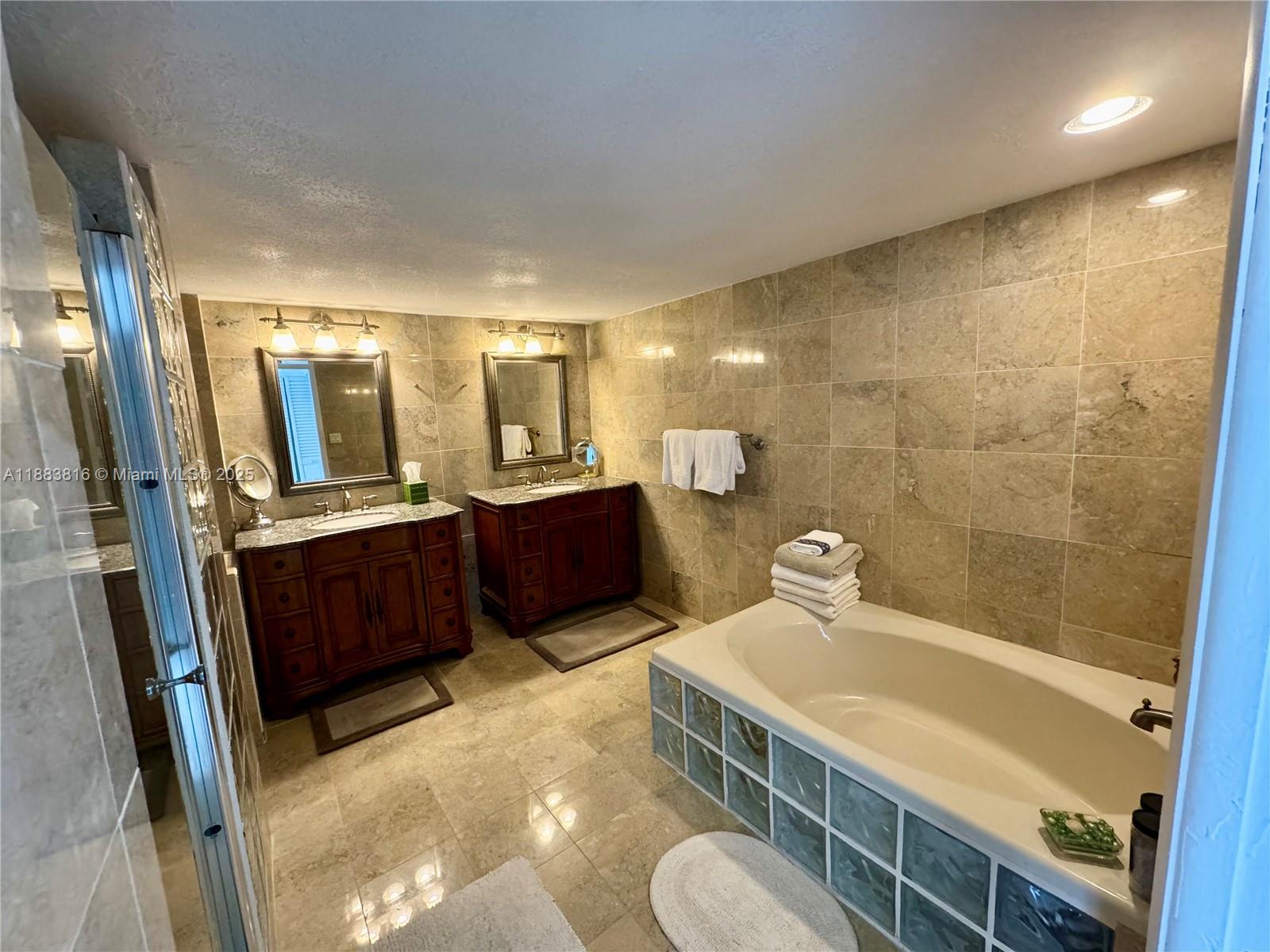 AQUARIUS CONDO - Residential Lease