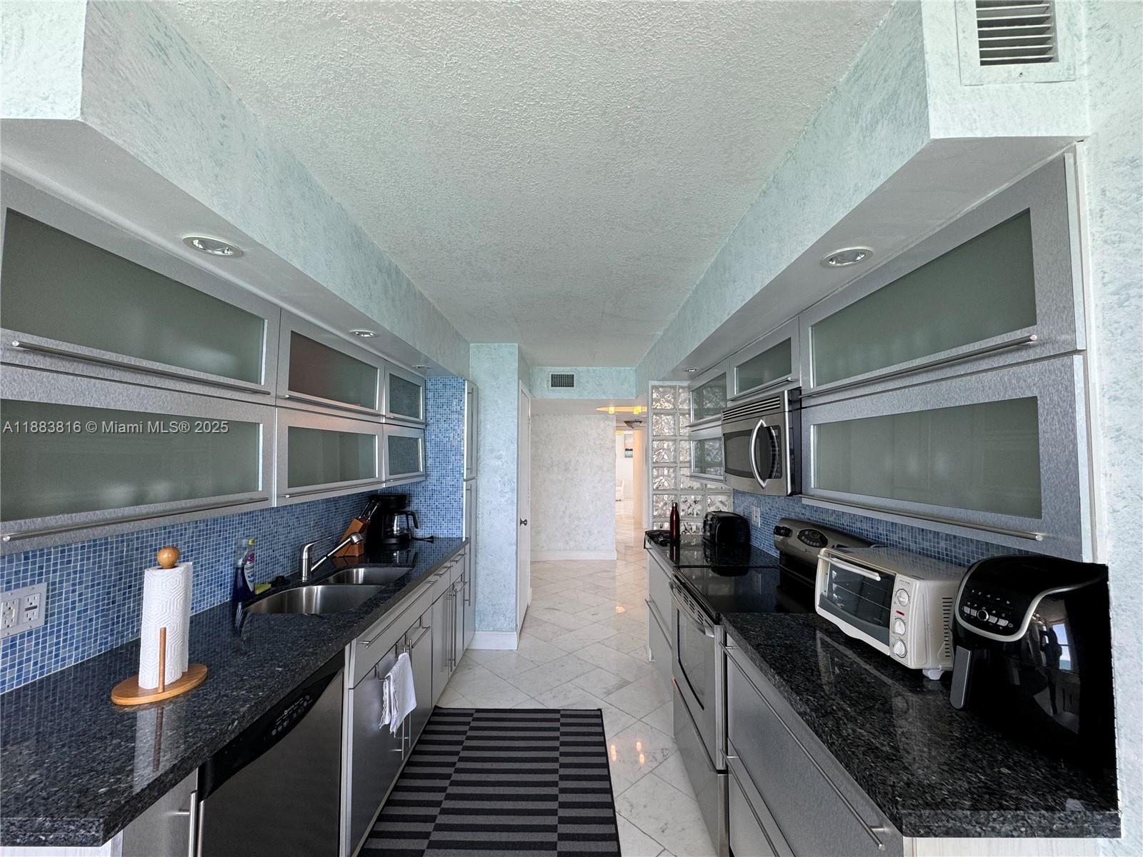 AQUARIUS CONDO - Residential Lease