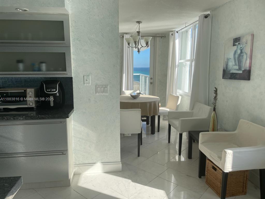 AQUARIUS CONDO - Residential Lease