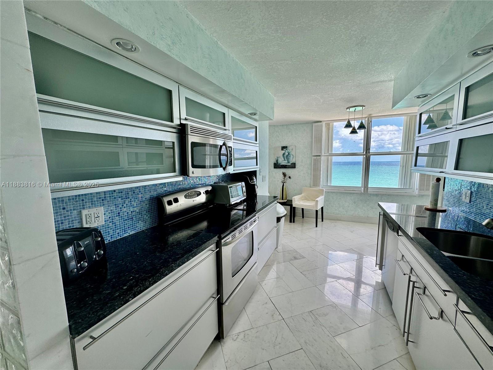 AQUARIUS CONDO - Residential Lease