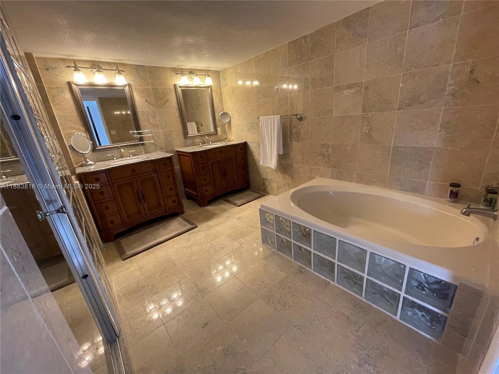 AQUARIUS CONDO - Residential Lease