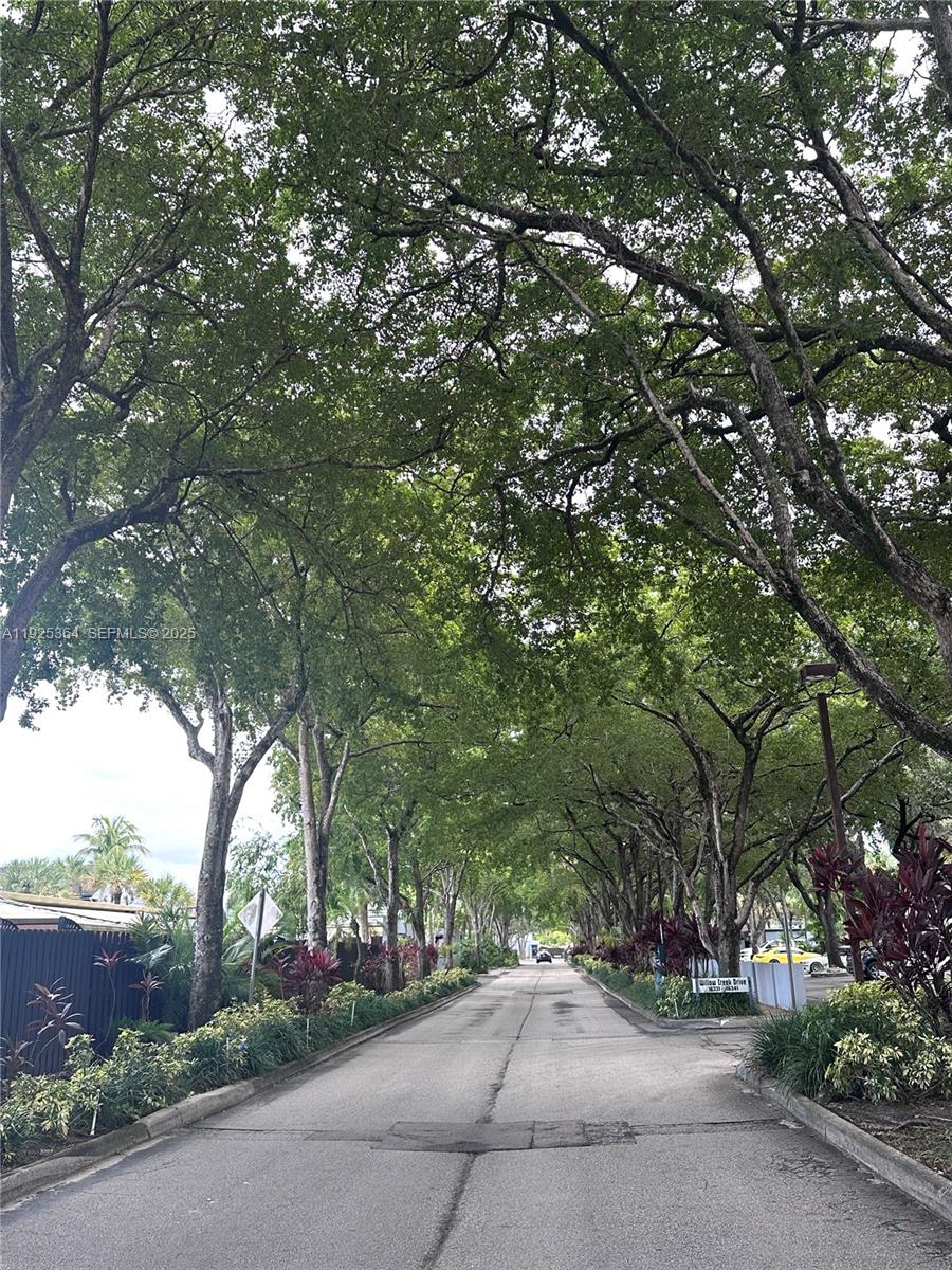 MIAMI LAKES WINDMILL GATE - Residential