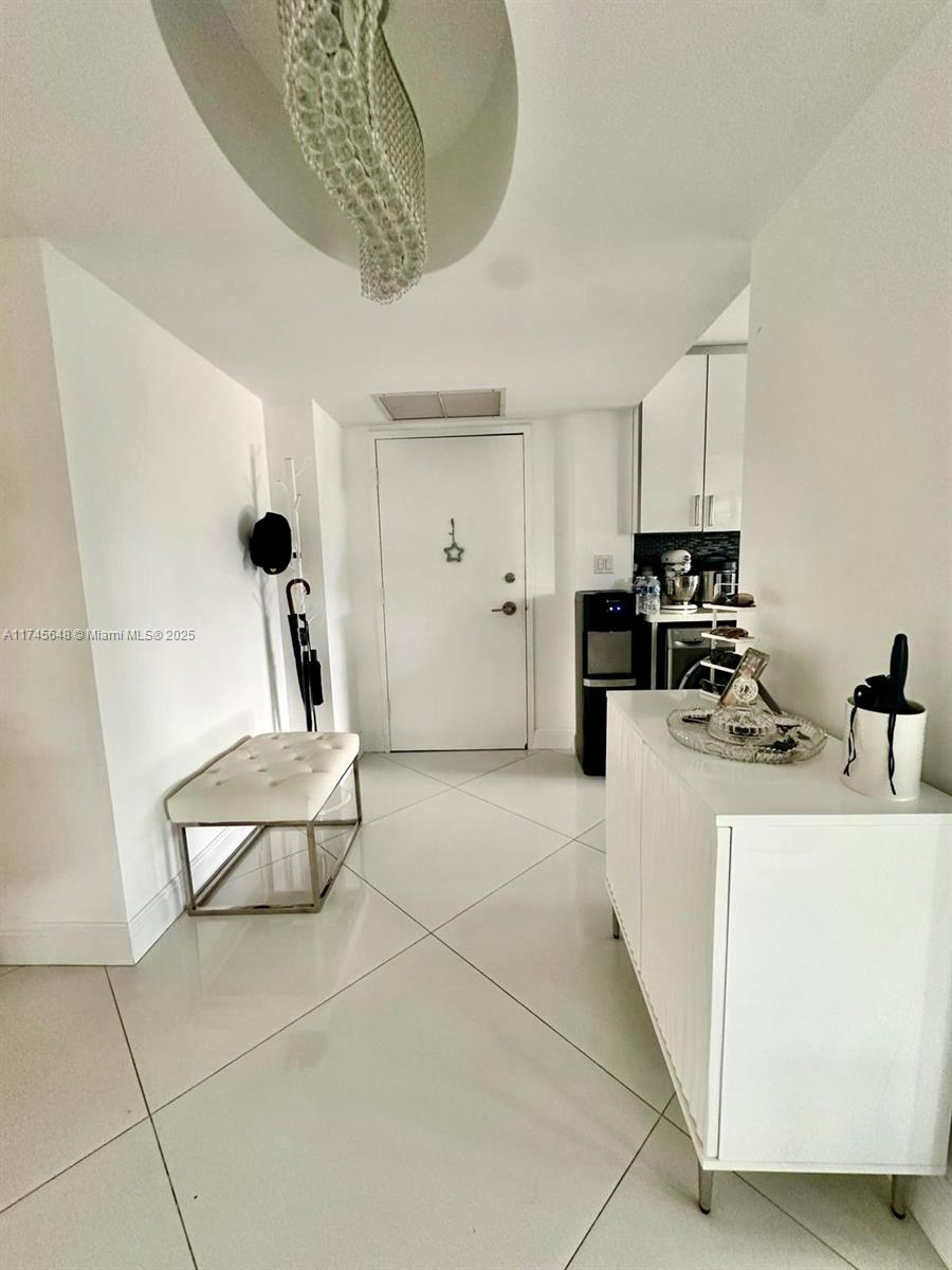 2751 S Ocean Dr 301N