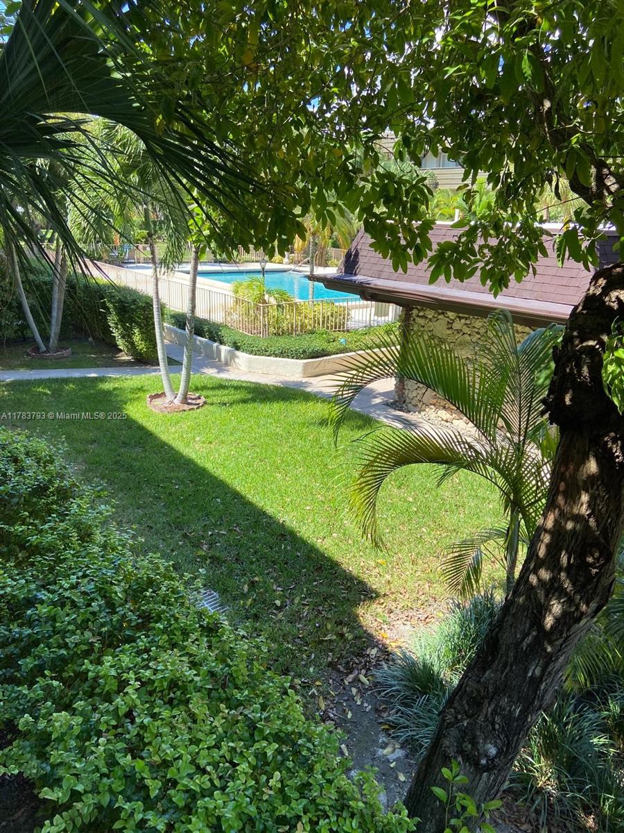 THE LEDGES CONDO - Residential