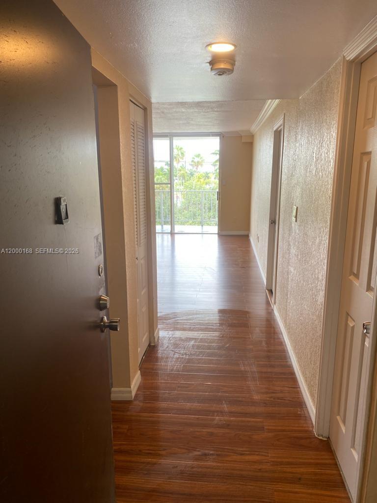 MONTECARLO CONDO - Residential