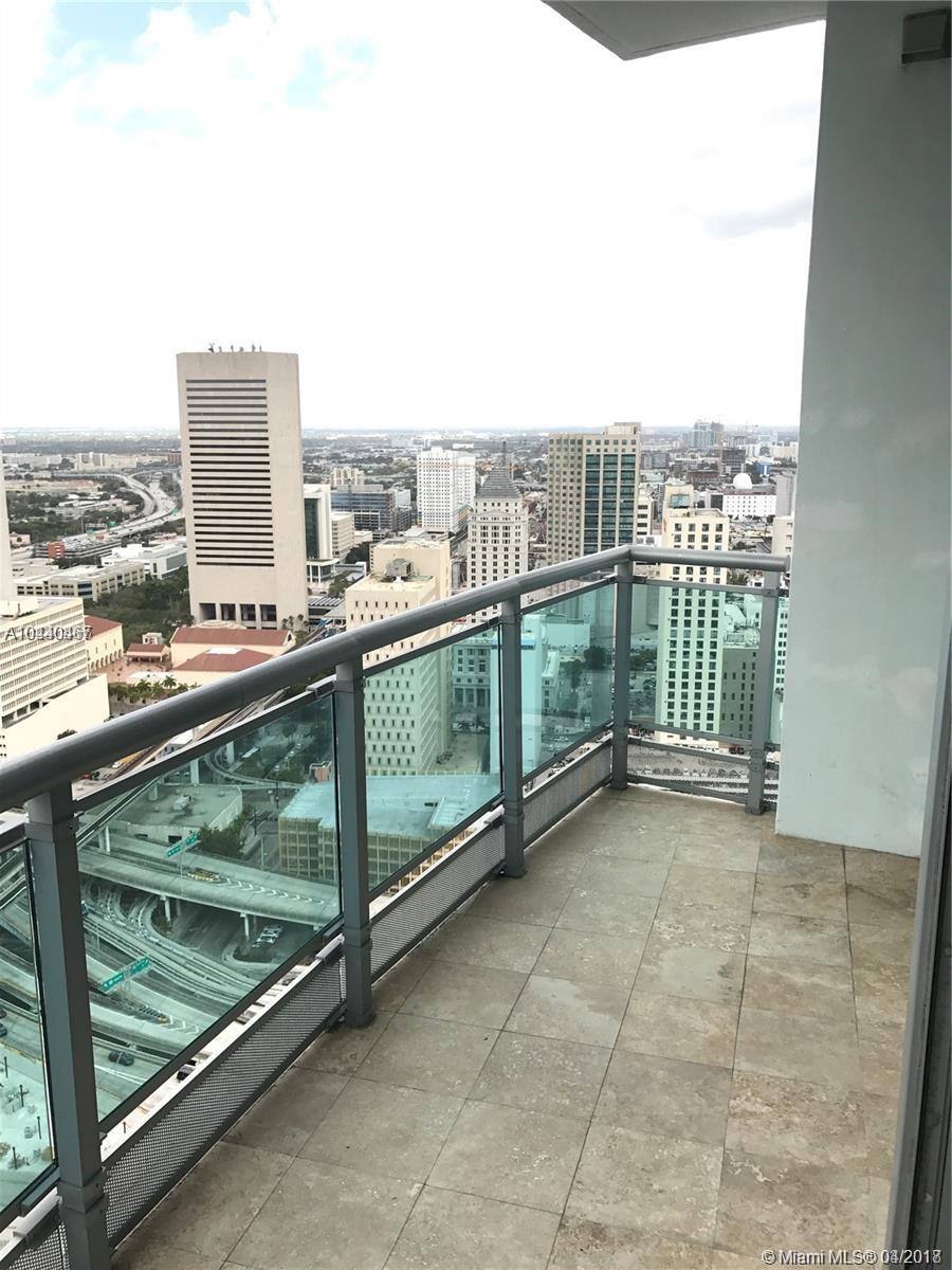 WIND CONDO - Residential Lease