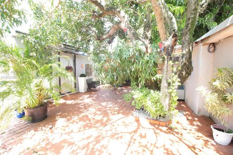 Tiny photo for 359 E 12th St, Hialeah, FL 33010 (MLS # A12032483)