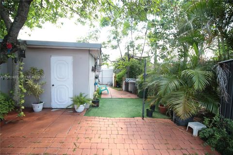 Tiny photo for 359 E 12th St, Hialeah, FL 33010 (MLS # A12032483)