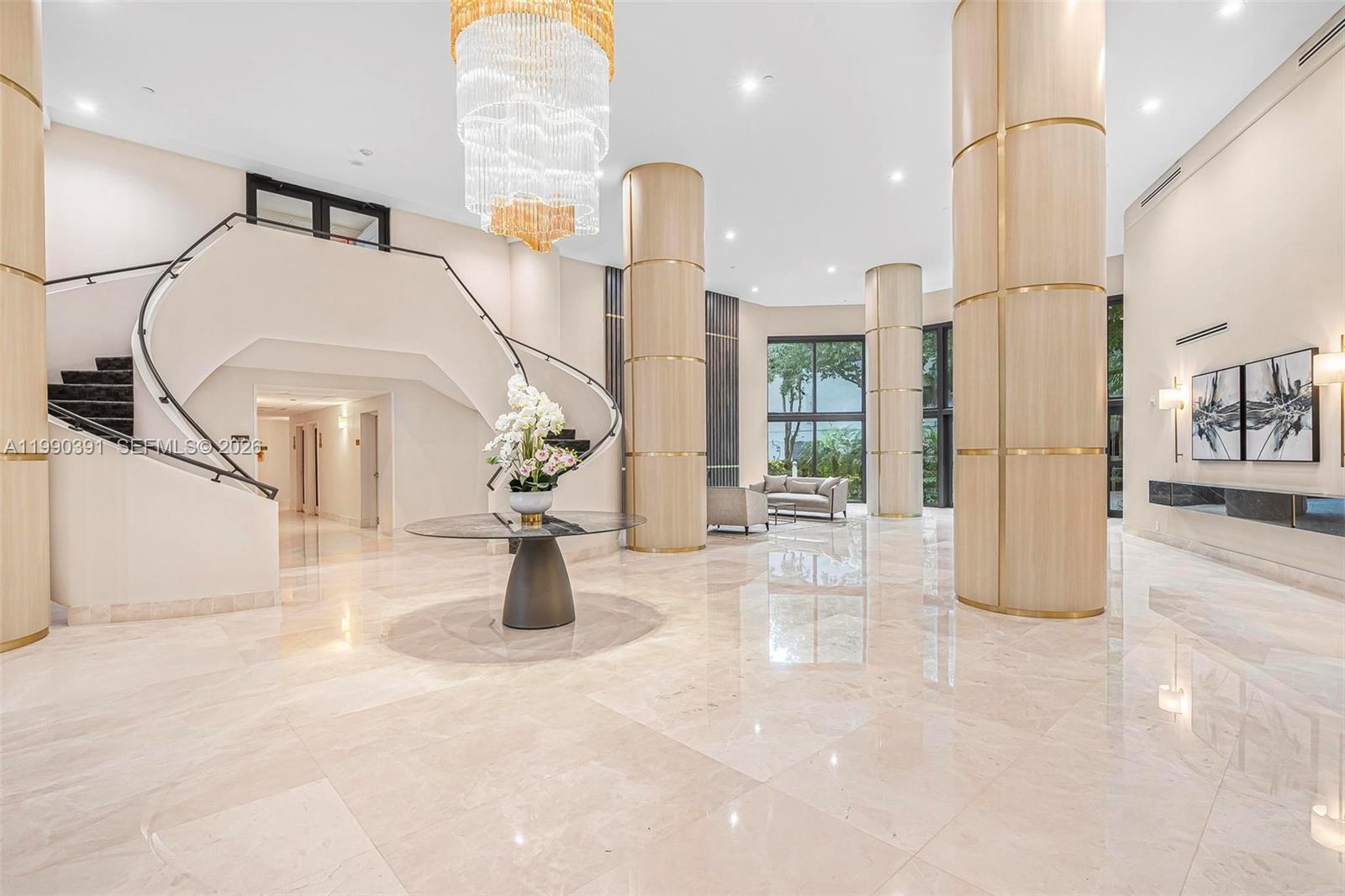 MYSTIC POINTE TOWER 400 C - Residential