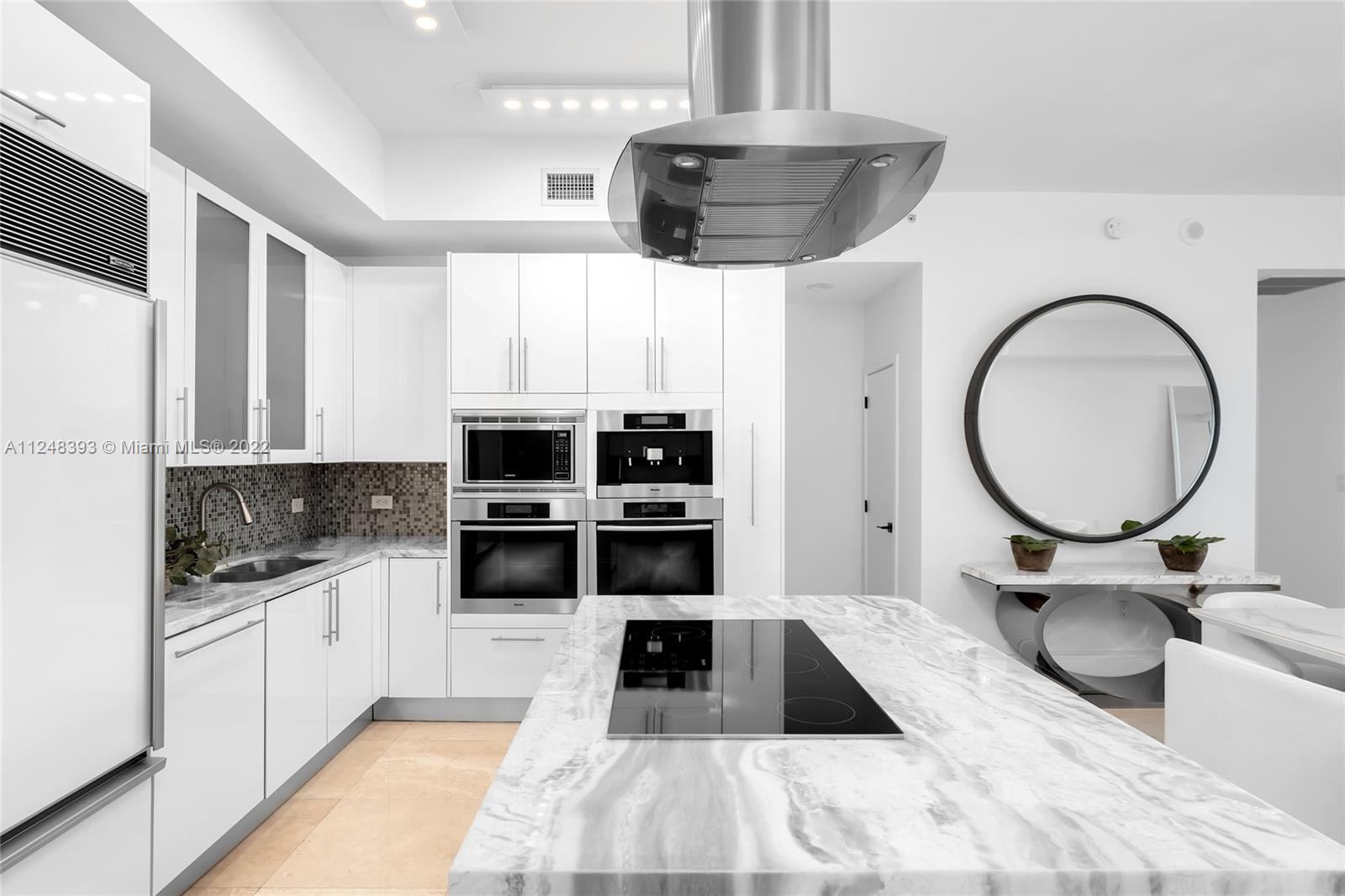 CARILLON CONDO - Residential