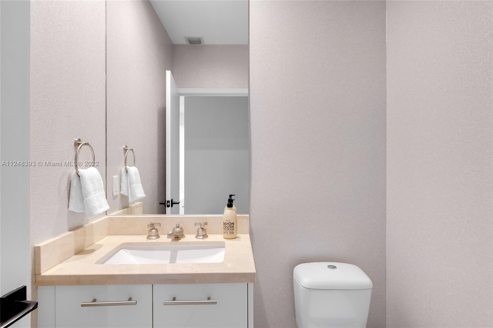 CARILLON CONDO - Residential