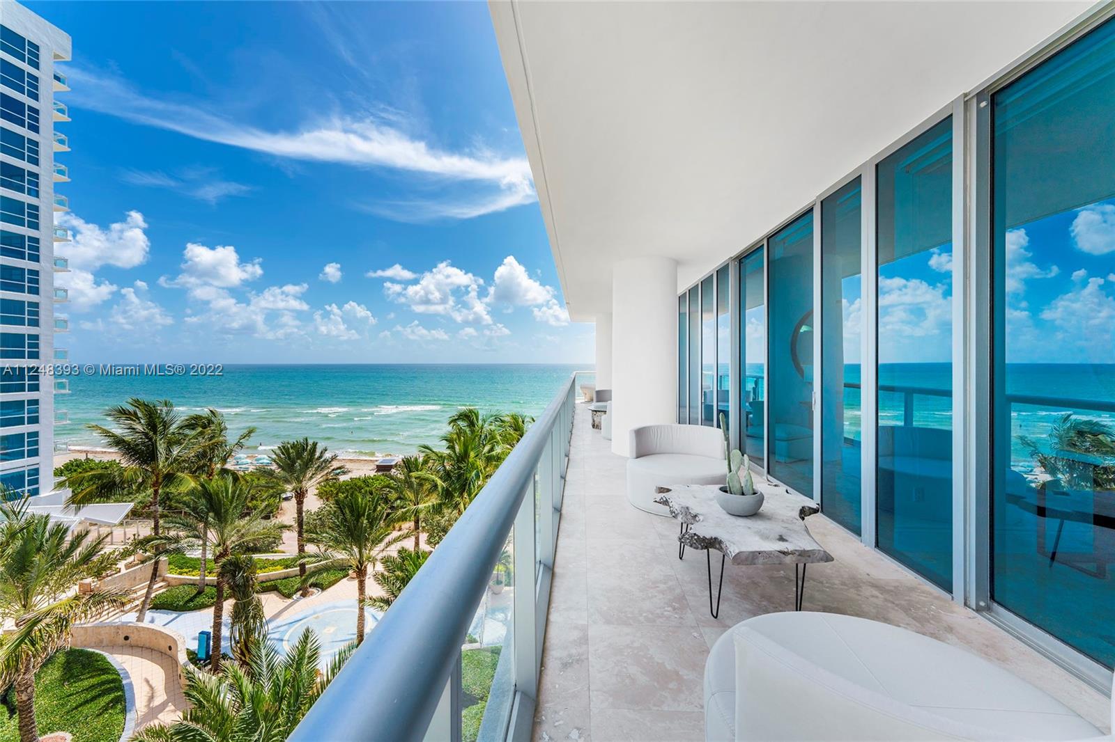 CARILLON CONDO - Residential