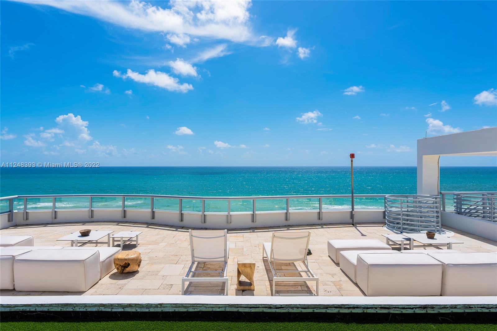 CARILLON CONDO - Residential