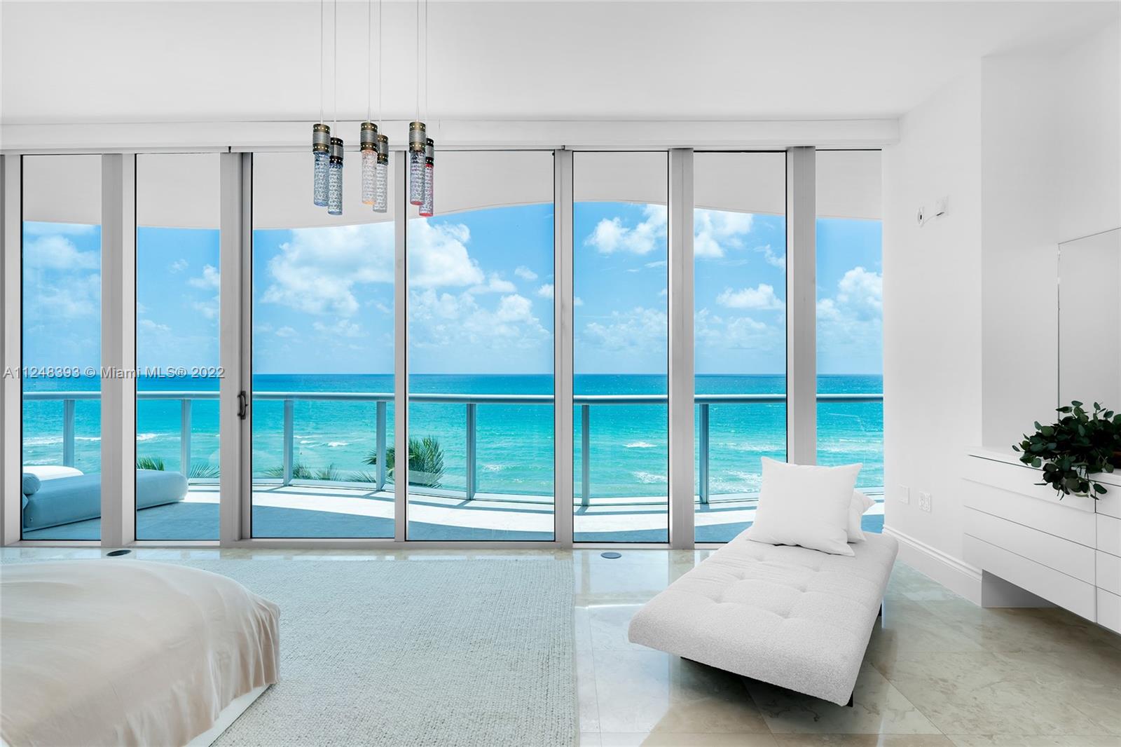 CARILLON CONDO - Residential