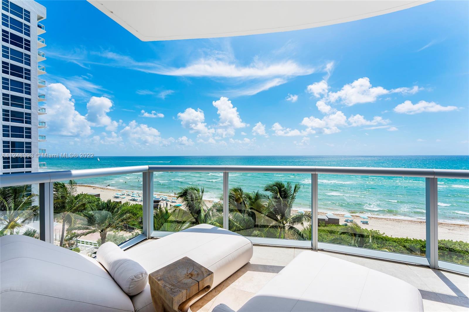 CARILLON CONDO - Residential