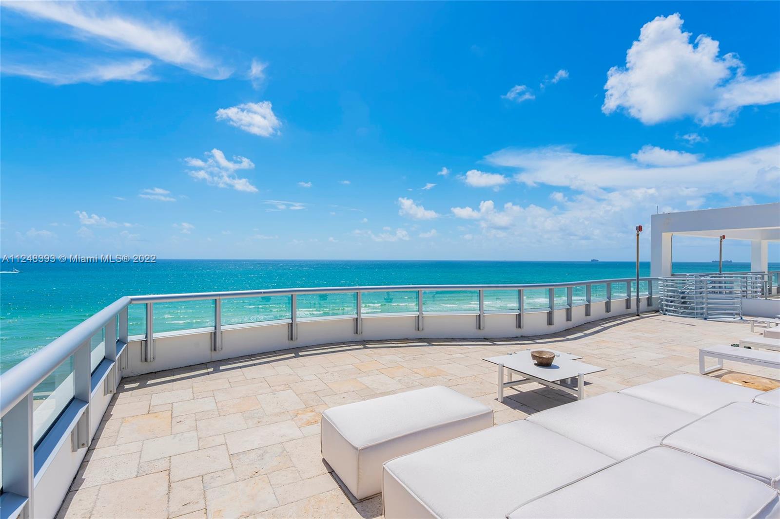 CARILLON CONDO - Residential