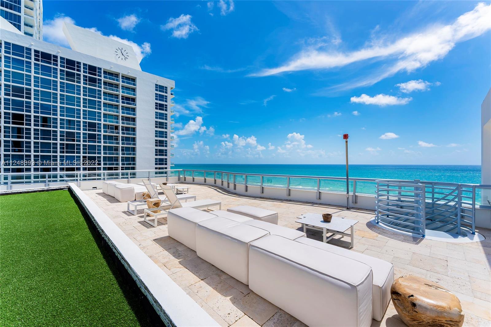 CARILLON CONDO - Residential