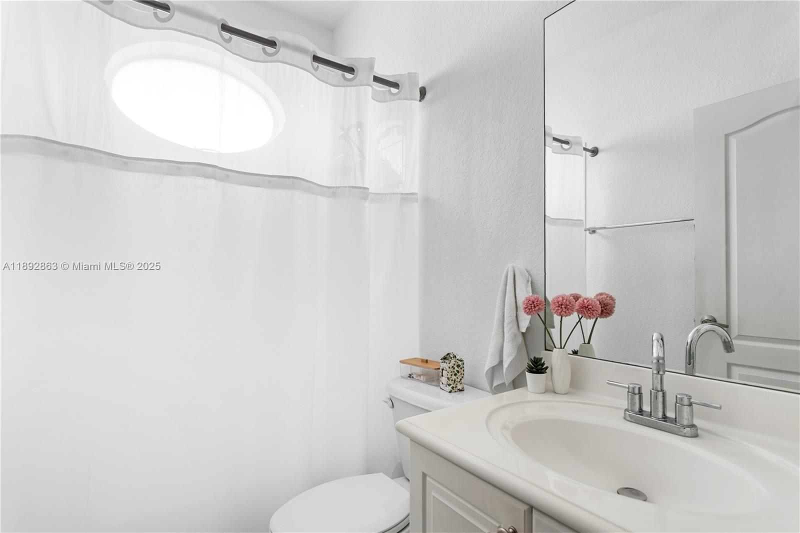 ISLANDS AT DORAL TOWNHOME - Residential